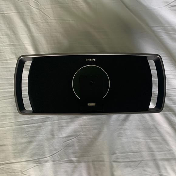 Phillips Lighting Docking Speaker